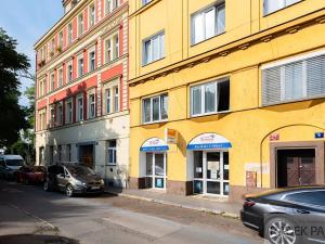 Prodej výrobních prostor, Praha - Holešovice, Za papírnou, 153 m2