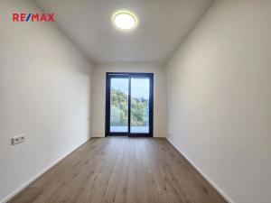 Pronájem bytu 2+kk, Praha - Modřany, Československého exilu, 50 m2