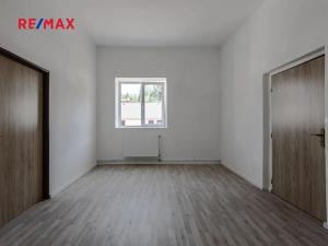 Prodej výrobních prostor, Zbiroh, Líšenská, 700 m2