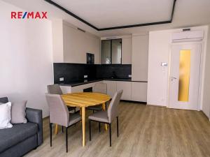 Pronájem bytu 2+kk, Praha - Libeň, Kotlaska, 59 m2