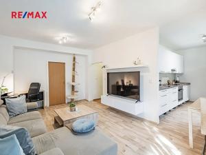 Prodej bytu 2+kk, Praha - Hloubětín, Poděbradská, 51 m2