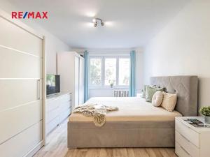 Prodej bytu 2+kk, Praha - Hloubětín, Poděbradská, 51 m2