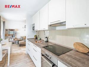 Prodej bytu 2+kk, Praha - Hloubětín, Poděbradská, 51 m2