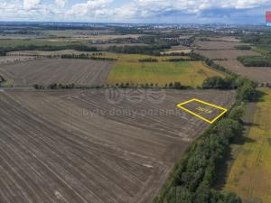 Prodej pole, Praha - Lipany, 7079 m2