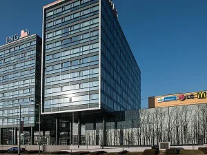 Pronájem kanceláře, Praha - Libeň, Českomoravská, 940 m2