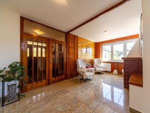 Prodej rodinného domu, Zlín, Zážlebí, 236 m2