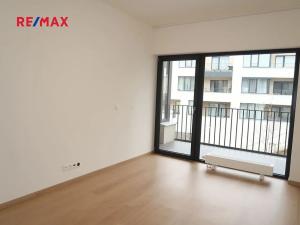 Pronájem bytu 2+kk, Praha - Modřany, Na Komořsku, 61 m2
