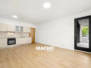 Pronájem bytu 2+kk, Praha - Michle, Michelská, 62 m2