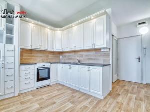 Pronájem bytu 1+1, Hranice, Pernštejnské náměstí, 34 m2