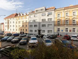 Pronájem bytu 1+kk, Praha - Podolí, Na Zlatnici, 26 m2