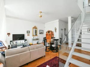 Prodej bytu 2+1, Praha, Valentinská, 98 m2