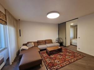Prodej bytu 2+kk, Praha - Malá Strana, Hellichova, 57 m2