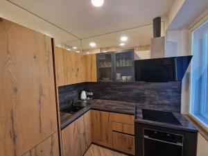 Prodej bytu 2+kk, Praha - Malá Strana, Hellichova, 57 m2