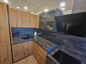 Prodej bytu 2+kk, Praha - Malá Strana, Hellichova, 57 m2