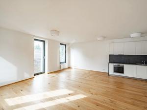 Pronájem bytu 2+kk, Praha - Troja, Pod Havránkou, 77 m2