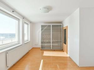 Pronájem bytu 2+kk, Praha - Modřany, Semická, 57 m2