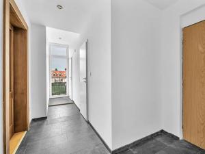 Pronájem bytu 2+kk, Hradec Králové, Pražská třída, 53 m2