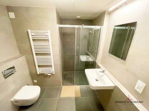 Pronájem bytu 2+kk, Praha - Smíchov, Plzeňská, 57 m2
