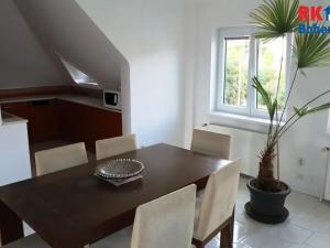 Pronájem bytu 3+kk, Praha - Dejvice, Evropská, 77 m2