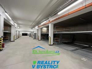 Pronájem garážového stání, Brno, Křepelčí, 13 m2