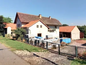 Dražba rodinného domu, Kanina, 256 m2