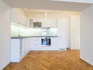 Pronájem bytu 2+1, Praha, Myslíkova, 71 m2