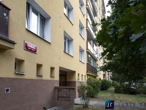 Prodej bytu 2+1, Praha - Kamýk, Zárubova, 61 m2