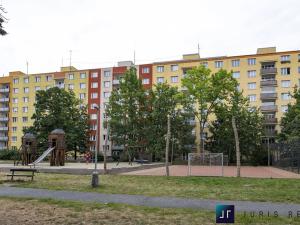 Prodej bytu 2+1, Praha - Kamýk, Zárubova, 61 m2