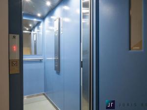 Prodej bytu 2+1, Praha - Kamýk, Zárubova, 61 m2