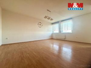 Pronájem bytu 2+kk, Pečky, V Kaštánkách, 52 m2