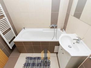 Prodej bytu 1+kk, Říčany, Purkyňova, 28 m2