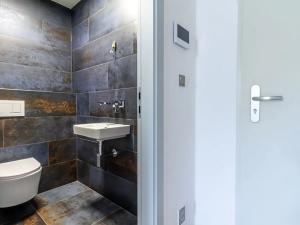 Prodej bytu 3+1, Praha - Karlín, Pernerova, 113 m2