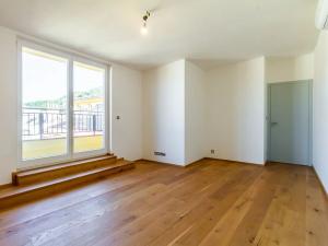 Prodej bytu 3+1, Praha - Karlín, Pernerova, 113 m2