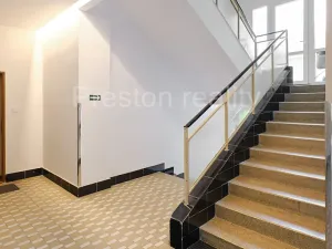 Prodej bytu 3+1, Praha - Podolí, Podolské nábřeží, 100 m2