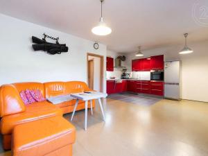 Prodej bytu 2+kk, Praha - Horní Měcholupy, Boloňská, 65 m2