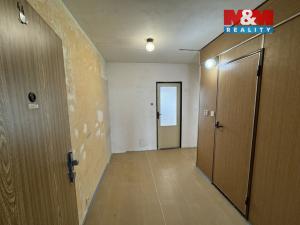 Prodej bytu 2+kk, Louny, Vladimirská, 41 m2