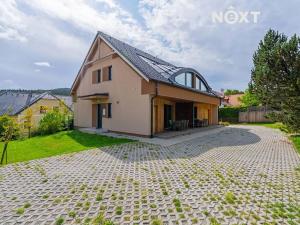 Prodej apartmánu, Horní Stropnice, 208 m2