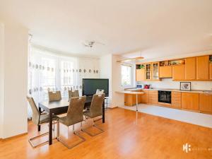 Pronájem bytu 4+kk, Praha - Žižkov, Pod Parukářkou, 109 m2