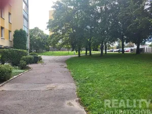 Pronájem bytu 1+1, Praha - Háje, Brechtova, 30 m2