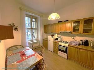 Pronájem bytu 2+1, Praha - Žižkov, Vinohradská, 73 m2