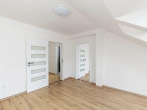 Pronájem bytu 3+kk, Praha - Libeň, Františka Kadlece, 65 m2