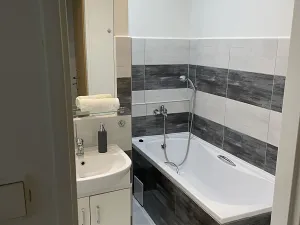 Pronájem bytu 2+kk, Louny, Čs. armády, 40 m2