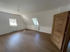 Pronájem rodinného domu, Petrovice, 338 m2