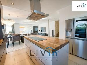 Prodej rodinného domu, Šternberk, Vinný vrch, 300 m2