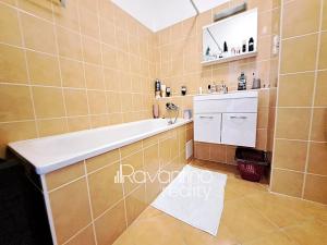 Pronájem bytu 2+kk, Brno, Křehlíkova, 43 m2