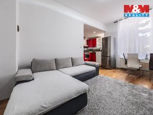 Prodej bytu 2+kk, Kladno, nám. Edvarda Beneše, 56 m2