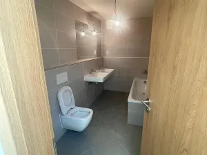Prodej bytu 4+kk, Praha - Vysočany, Pod Harfou, 119 m2