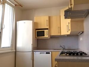 Pronájem bytu 3+1, Louny, Kosmonautů, 81 m2