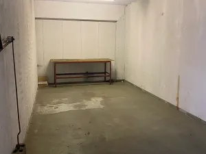 Pronájem garáže, Praha - Kamýk, Pavlíkova, 20 m2