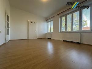 Pronájem bytu 2+kk, Lysá nad Labem, Náměstí B. Hrozného, 50 m2